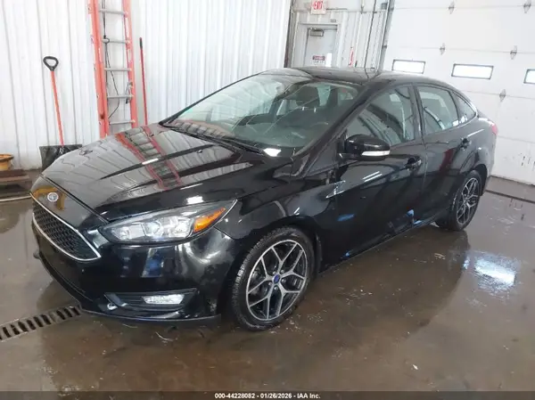 1FADP3H29HL257999 2017 FORD FOCUS - Image 2