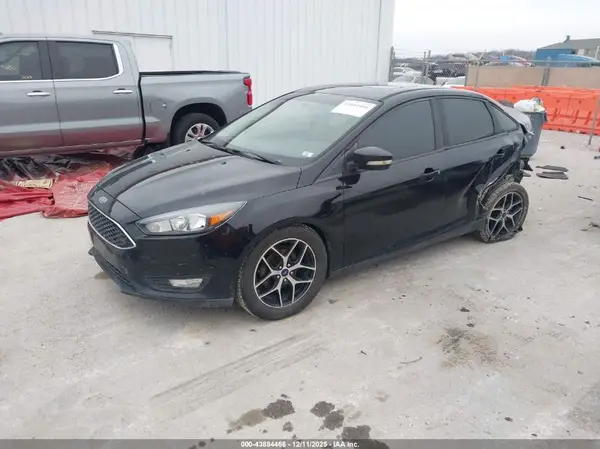 1FADP3H29HL305808 2017 FORD FOCUS - Image 2