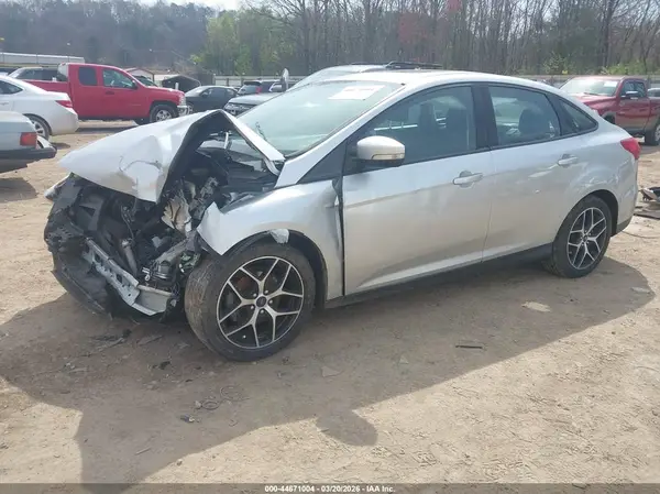 1FADP3H29HL317635 2017 FORD FOCUS - Image 2