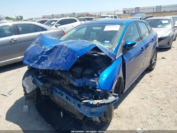1FADP3H29JL203902 2018 FORD FOCUS - Image 2