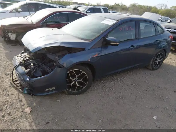 1FADP3H29JL228010 2018 FORD FOCUS - Image 2