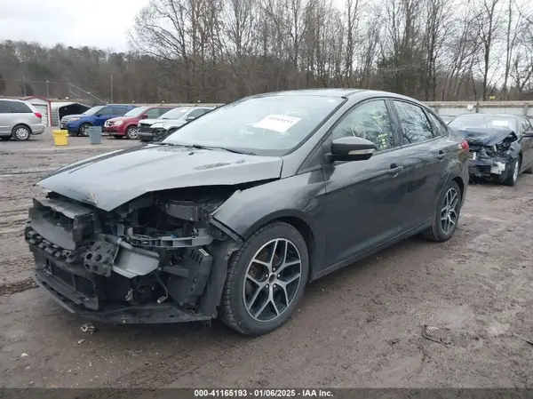 1FADP3H29JL255501 2018 FORD FOCUS - Image 2