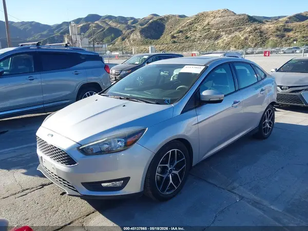 1FADP3H29JL270967 2018 FORD FOCUS - Image 2