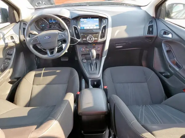 1FADP3H2XHL237616 2017 FORD FOCUS - Image 8