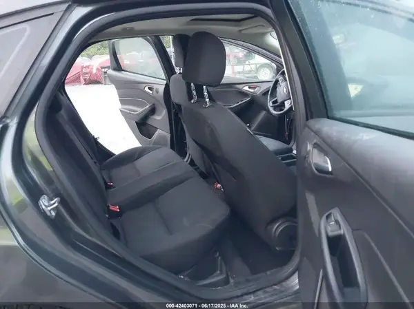 1FADP3H2XHL240533 2017 FORD FOCUS - Image 8