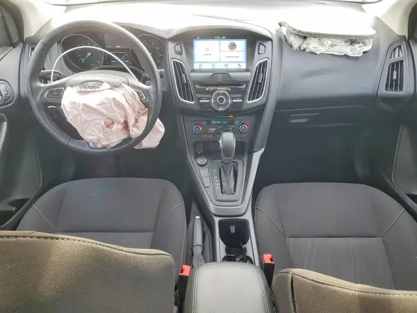 1FADP3H2XHL244016 2017 FORD FOCUS - Image 8