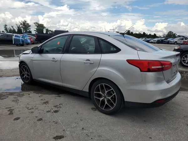 1FADP3H2XHL247224 2017 FORD FOCUS - Image 2