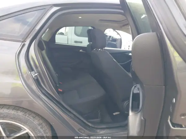 1FADP3H2XHL249149 2017 FORD FOCUS - Image 8