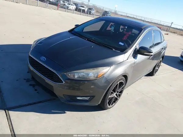 1FADP3H2XHL270826 2017 FORD FOCUS - Image 2