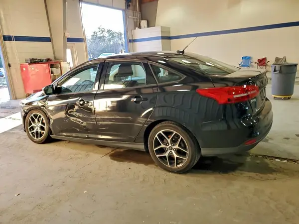 1FADP3H2XHL275377 2017 FORD FOCUS - Image 2