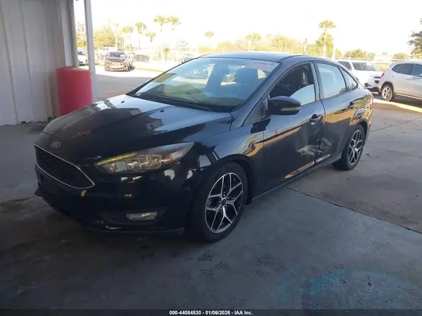 1FADP3H2XHL306496 2017 FORD FOCUS - Image 2