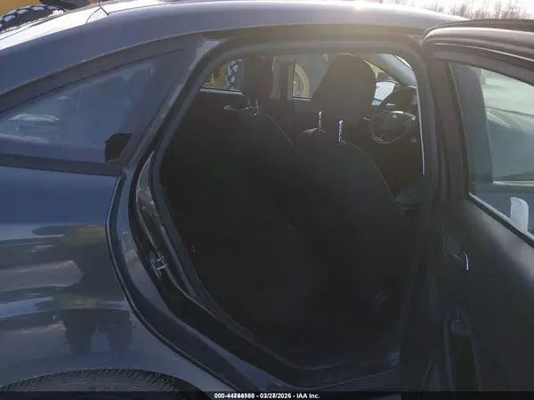 1FADP3H2XHL320365 2017 FORD FOCUS - Image 8