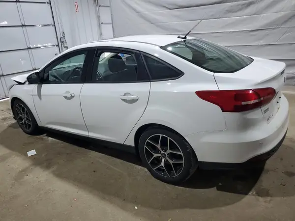 1FADP3H2XHL335125 2017 FORD FOCUS - Image 2