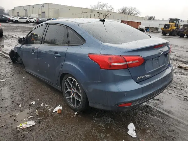 1FADP3H2XJL202242 2018 FORD FOCUS - Image 2
