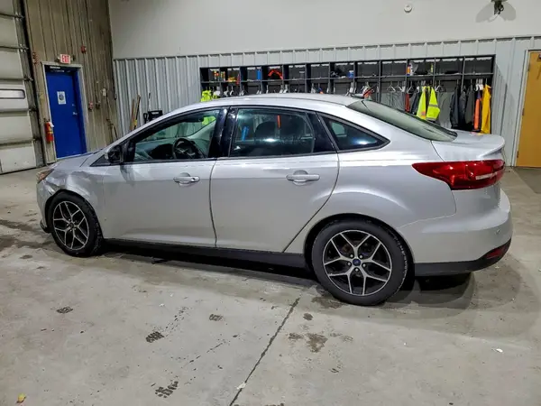 1FADP3H2XJL225827 2018 FORD FOCUS - Image 2