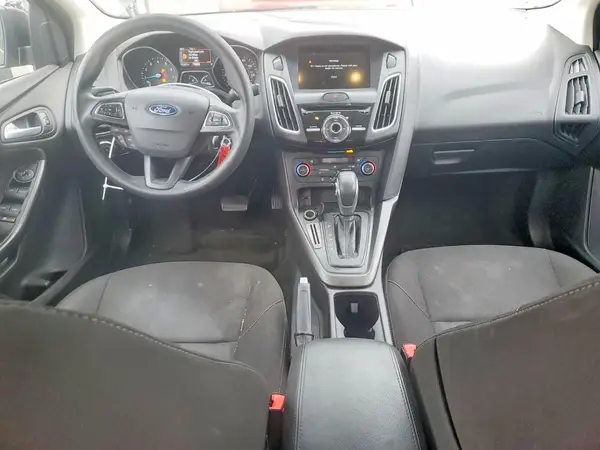 1FADP3H2XJL227061 2018 FORD FOCUS - Image 8