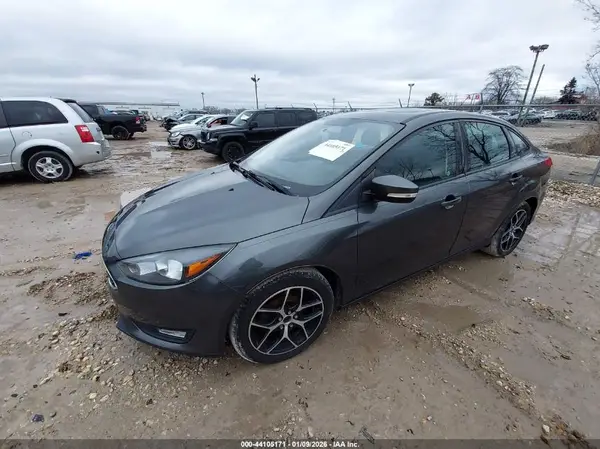1FADP3H2XJL227772 2018 FORD FOCUS - Image 2