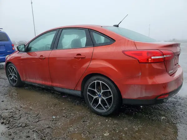 1FADP3H2XJL239842 2018 FORD FOCUS - Image 2