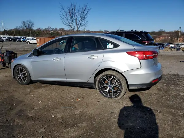 1FADP3H2XJL258083 2018 FORD FOCUS - Image 2