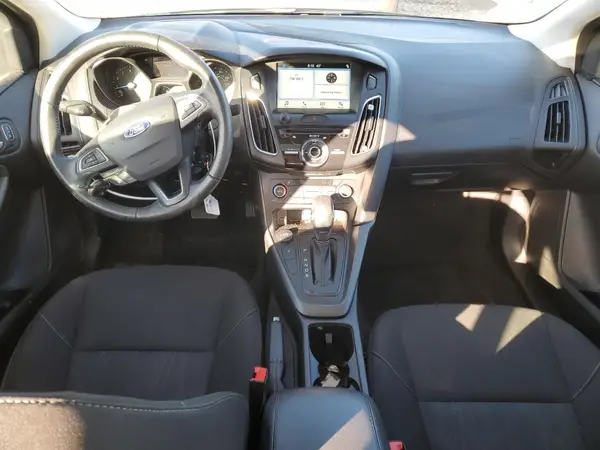 1FADP3H2XJL285493 2018 FORD FOCUS - Image 8