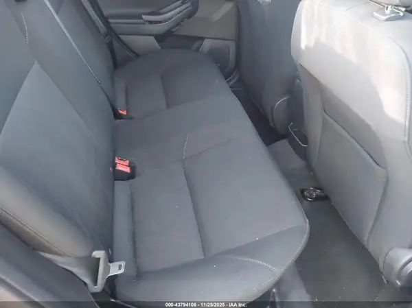 1FADP3H2XJL308500 2018 FORD FOCUS - Image 8