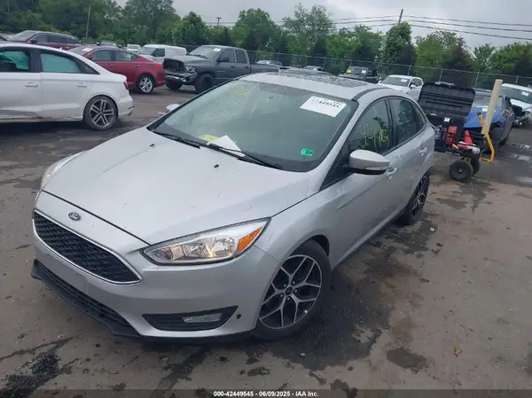 1FADP3H2XJL321067 2018 FORD FOCUS - Image 2
