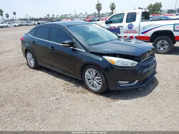 1FADP3J20GL310467 2016 FORD FOCUS - Image 1