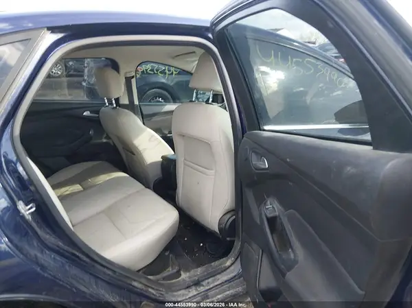 1FADP3J20GL318374 2016 FORD FOCUS - Image 8