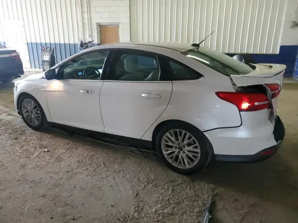 1FADP3J20GL318505 2016 FORD FOCUS - Image 2