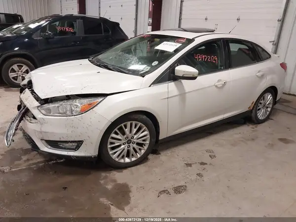 1FADP3J20HL200682 2017 FORD FOCUS - Image 2