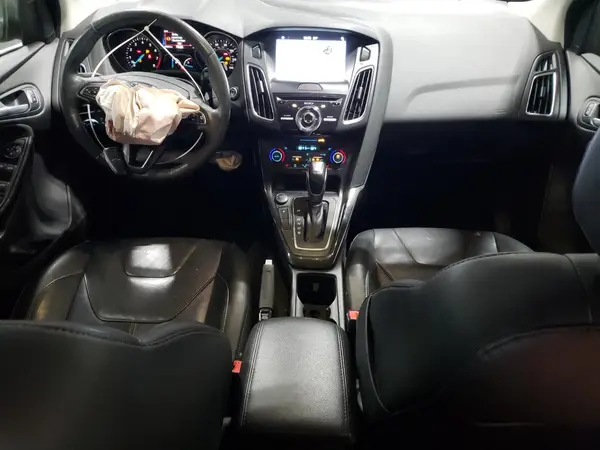 1FADP3J20HL238784 2017 FORD FOCUS - Image 8