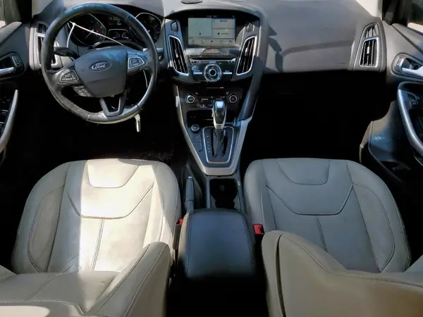 1FADP3J20HL287435 2017 FORD FOCUS - Image 8