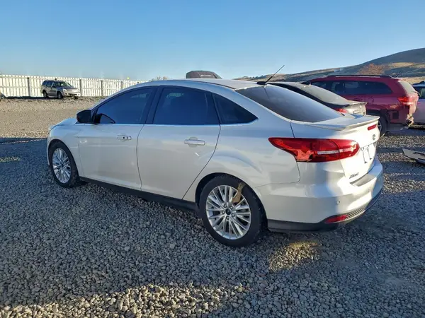 1FADP3J20HL287760 2017 FORD FOCUS - Image 2