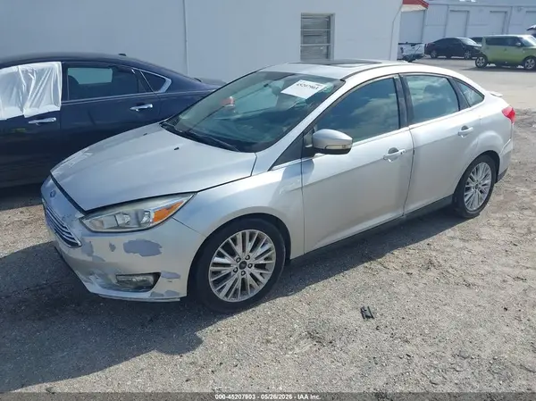 1FADP3J20HL291548 2017 FORD FOCUS - Image 2