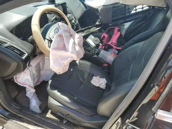 1FADP3J20HL307330 2017 FORD FOCUS - Image 8