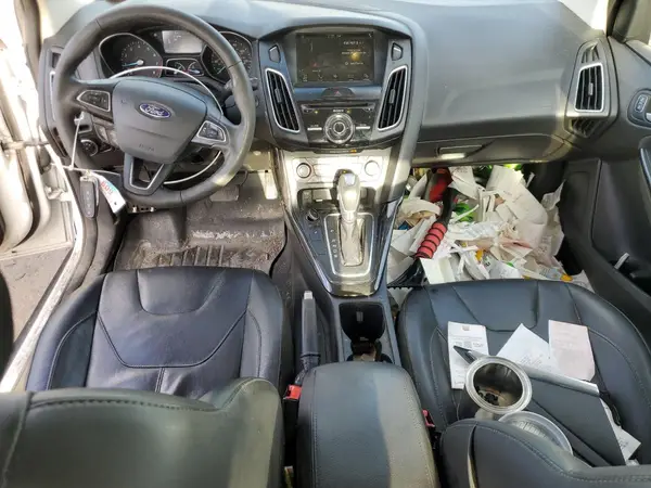 1FADP3J20HL313421 2017 FORD FOCUS - Image 8