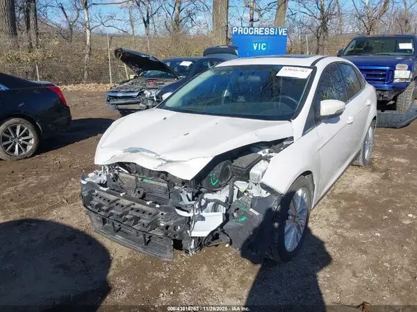 1FADP3J20JL229122 2018 FORD FOCUS - Image 2