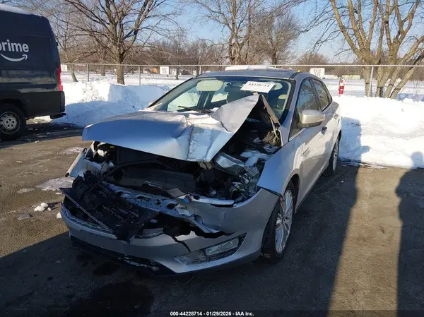 1FADP3J20JL283357 2018 FORD FOCUS - Image 2