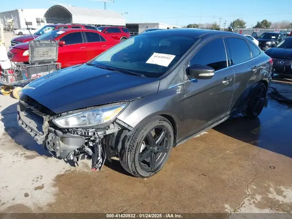 1FADP3J20JL314378 2018 FORD FOCUS - Image 2