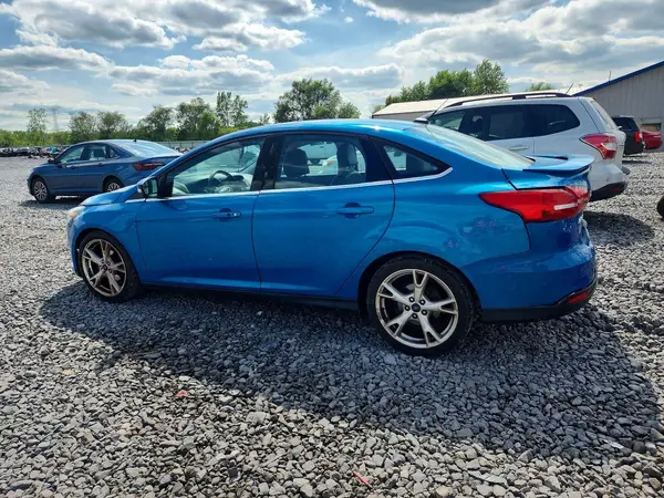 1FADP3J21GL233236 2016 FORD FOCUS - Image 2