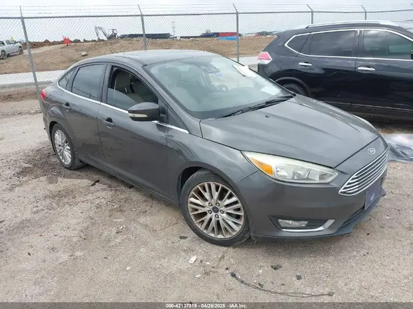 1FADP3J21GL260145 2016 FORD FOCUS - Image 1