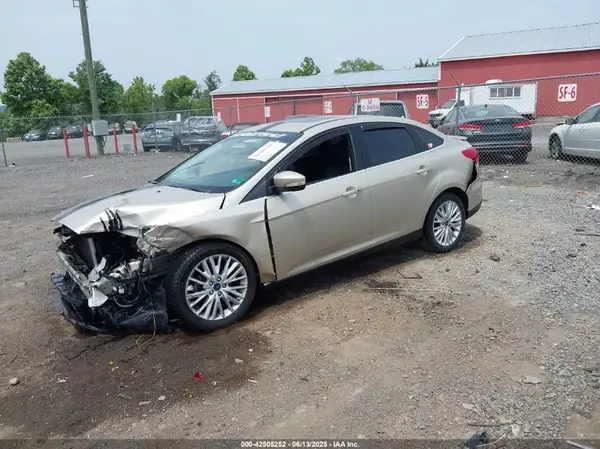 1FADP3J21HL236686 2017 FORD FOCUS - Image 2