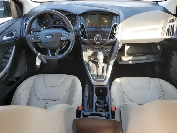 1FADP3J21HL238938 2017 FORD FOCUS - Image 8