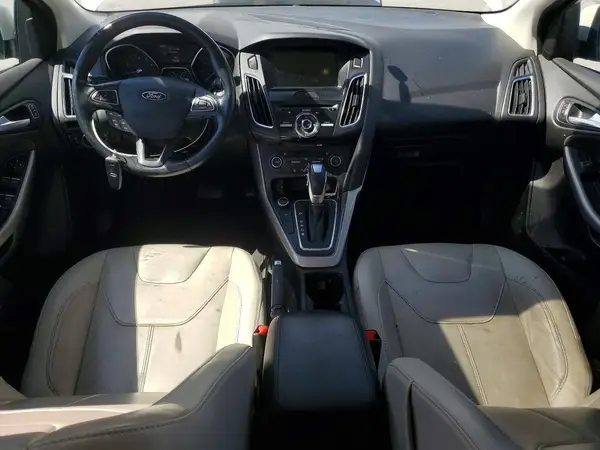 1FADP3J21HL287170 2017 FORD FOCUS - Image 8