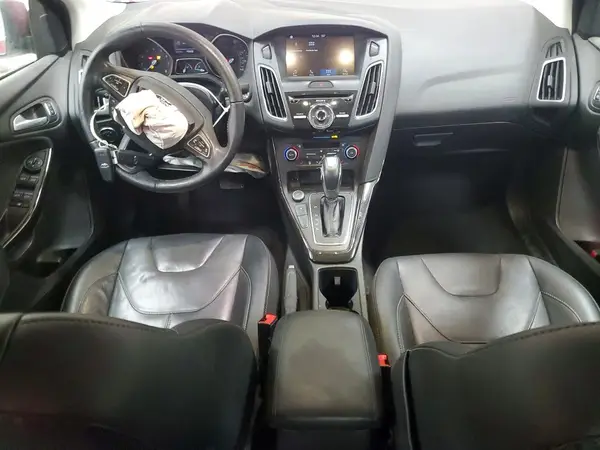 1FADP3J21HL313329 2017 FORD FOCUS - Image 8