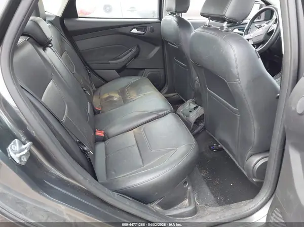 1FADP3J21HL337534 2017 FORD FOCUS - Image 8