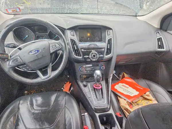 1FADP3J21JL214015 2018 FORD FOCUS - Image 8