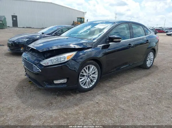 1FADP3J21JL234958 2018 FORD FOCUS - Image 2