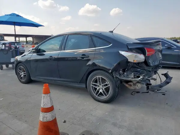 1FADP3J21JL246429 2018 FORD FOCUS - Image 2