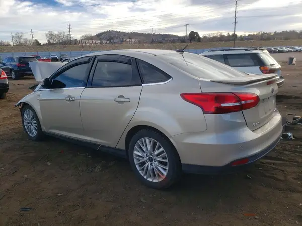 1FADP3J21JL255129 2018 FORD FOCUS - Image 2